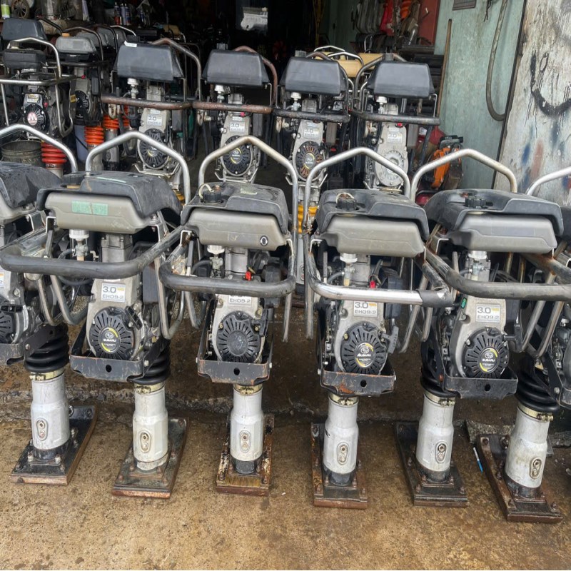 Máy đầm cóc Meiwa